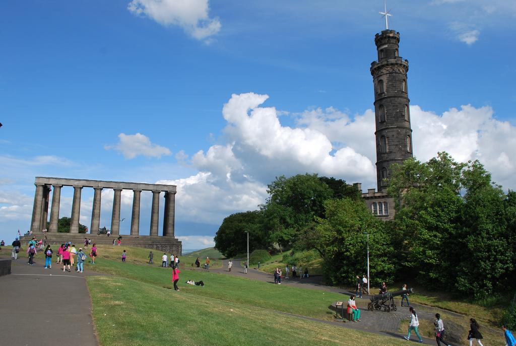 Lochend Park View Apartment Edinburgh Zimmer foto