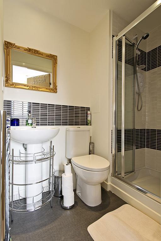 Lochend Park View Apartment Edinburgh Zimmer foto
