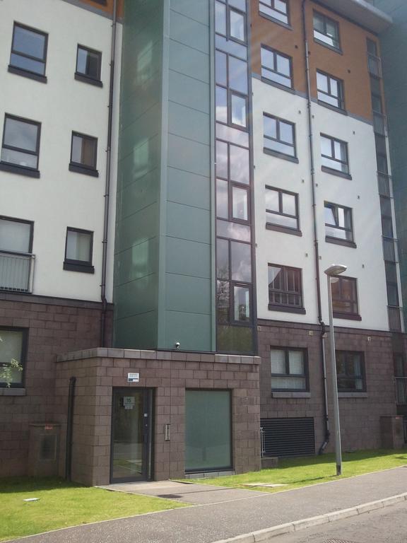 Lochend Park View Apartment Edinburgh Zimmer foto