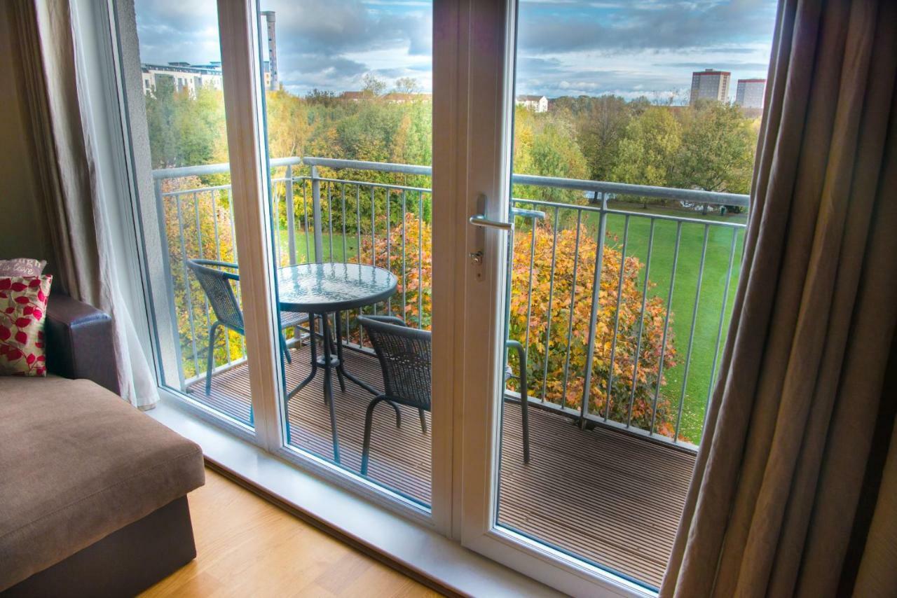 Lochend Park View Apartment Edinburgh Exterior foto